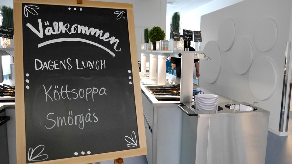 Lunchmeny i nya Älvdalsskolan.